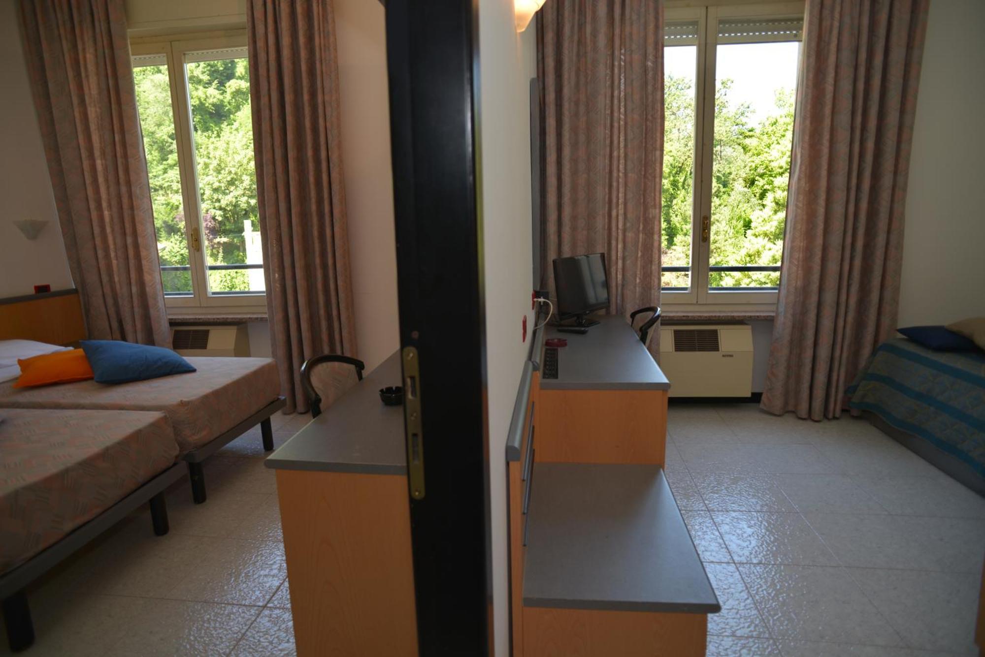 Hotel Salus Sant'Andrea Bagni ภายนอก รูปภาพ