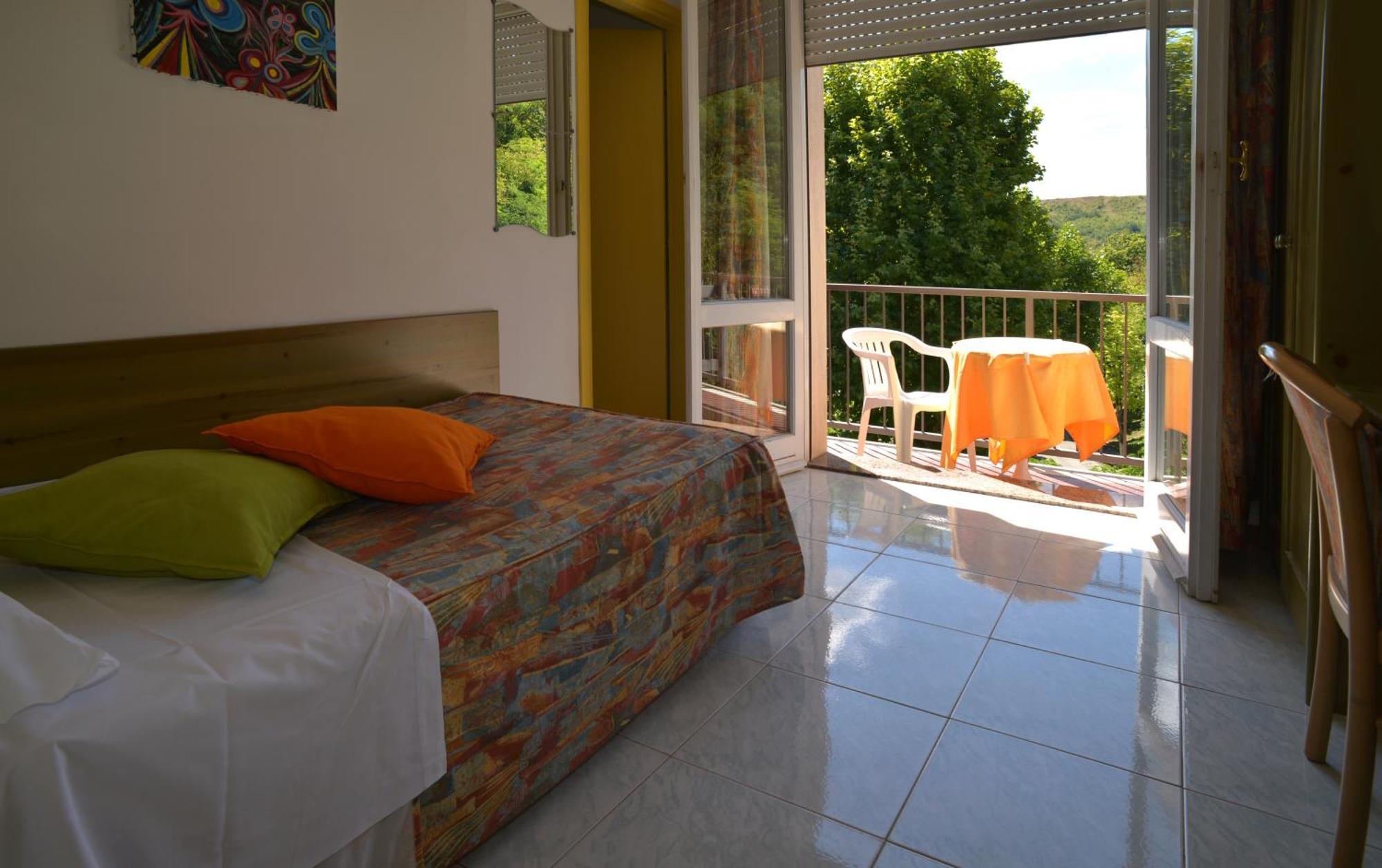 Hotel Salus Sant'Andrea Bagni ภายนอก รูปภาพ