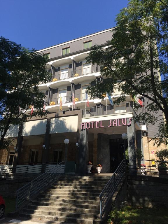 Hotel Salus Sant'Andrea Bagni ภายนอก รูปภาพ