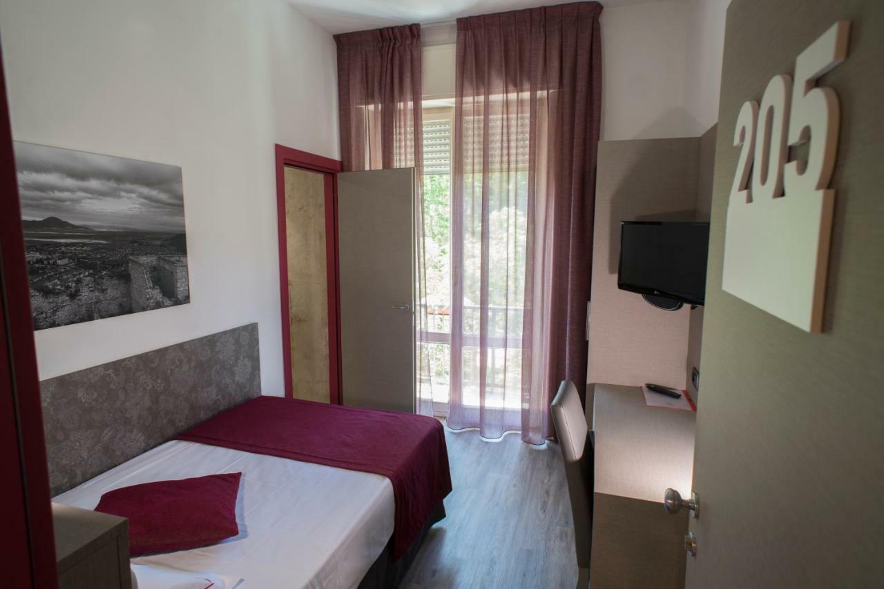 Hotel Salus Sant'Andrea Bagni ภายนอก รูปภาพ
